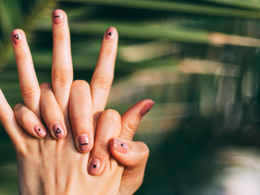 Fingernägel schneller wachsen lassen – ist das möglich?